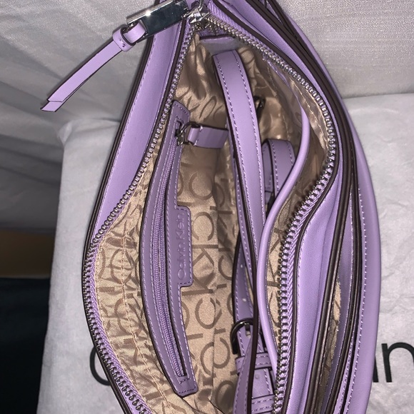 Calvin Klein mini cross body - Picture 3 of 4